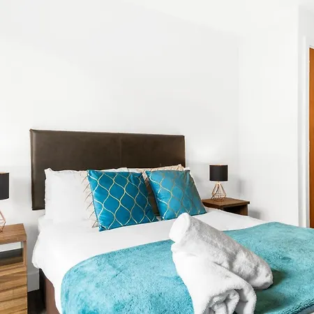 Apartment Haus Centre 2 Bedroom L Parking L Balcony L Wifi L Smart Tv L Arcadian L China Town